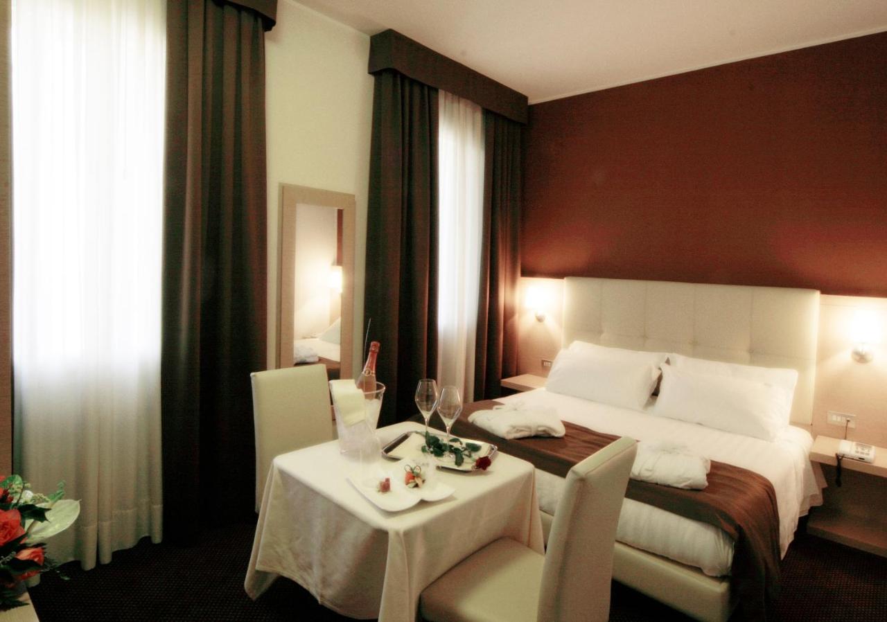Hotel Vittoria Rubano Extérieur photo